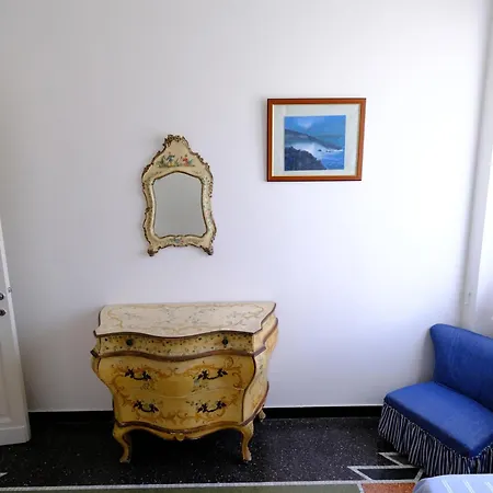 Apartment Angolo Azzurro By Portofinovacanze