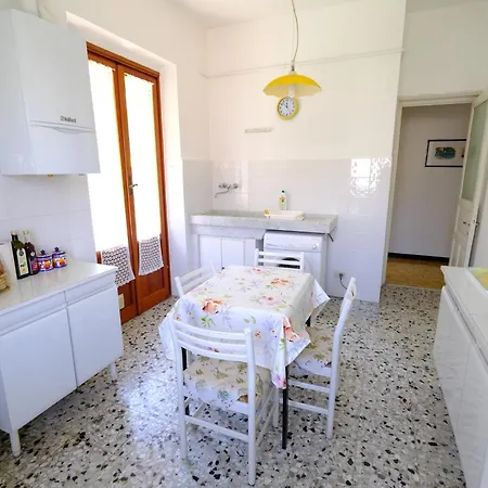 Apartment Angolo Azzurro By Portofinovacanze Rapallo