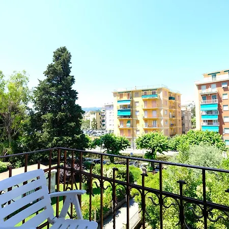 شقة Angolo Azzurro By Portofinovacanze